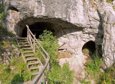 Denisova Cave